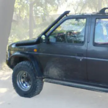 nissan_terrano.jpg